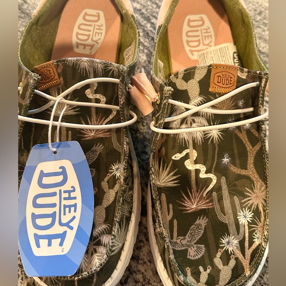NWT Hey Dude Women’s Wendy Funk Oasis Olive shoes